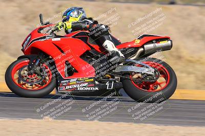 media/Dec-15-2023-Apex Assassins (Fri) [[91f19fb1c7]]/Trackday 2/Session 4 (Turn 16)/